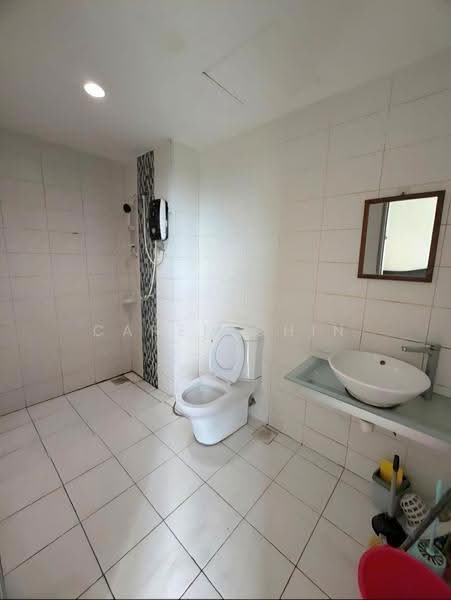 Kediaman Servis untuk Disewa di Greenfield Regency - Caren Chin - Bathroom - PropertyGuru.com.my