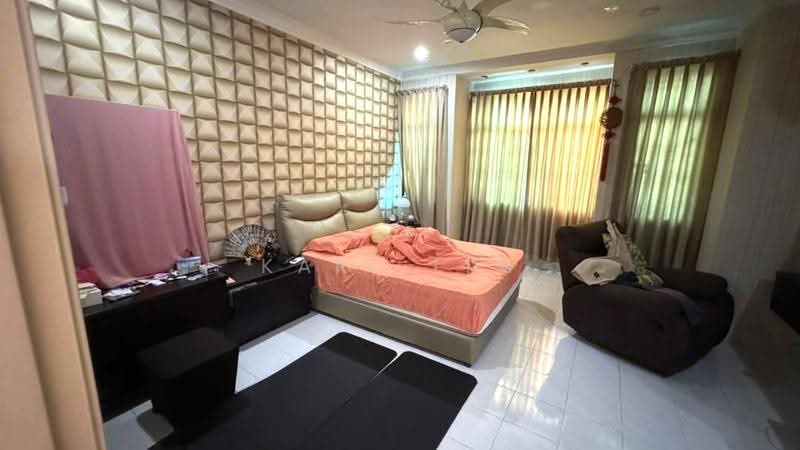 Rumah Teres 2-Tingkat untuk Dijual di Taman Seri Orkid (Skudai) - Karl Lim - Bedroom - PropertyGuru.com.my