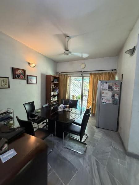 2-storey Terraced House for Sale in Bandar Utama 1 (Bandar Utama) - Calvin Law - PropertyGuru.com.my