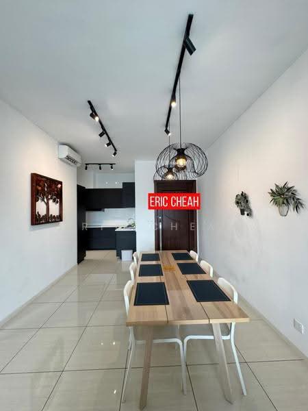 Condominium for Rent at Queens Residences Q1 @ Queens Waterfront - Eric Cheah - Dining Room - PropertyGuru.com.my