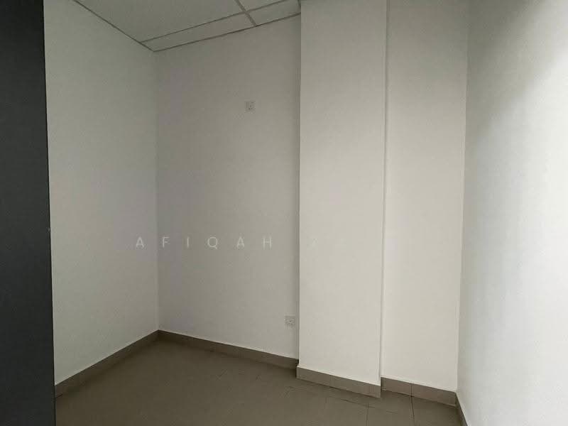 Warehouse for Rent in Bandar Bukit Raja (Klang) - Afiqah zaidi - Interior - PropertyGuru.com.my