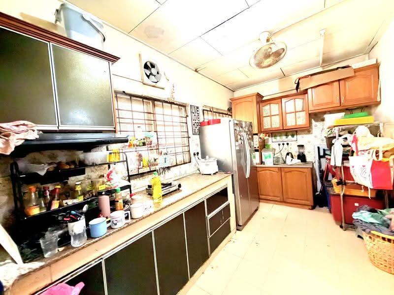 Rumah Teres 2-Tingkat untuk Dijual di Shah Alam (Selangor) - Kamaruzaman Omar - Kitchen - PropertyGuru.com.my