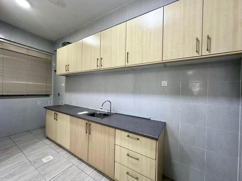 Apartment for Sale at Taman Impian Putra - Ruqayyah Hashim - Kitchen - PropertyGuru.com.my