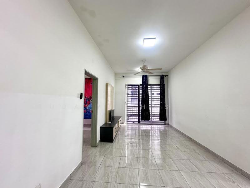 Apartment for Sale at Taman Impian Putra - Ruqayyah Hashim - Living Room - PropertyGuru.com.my