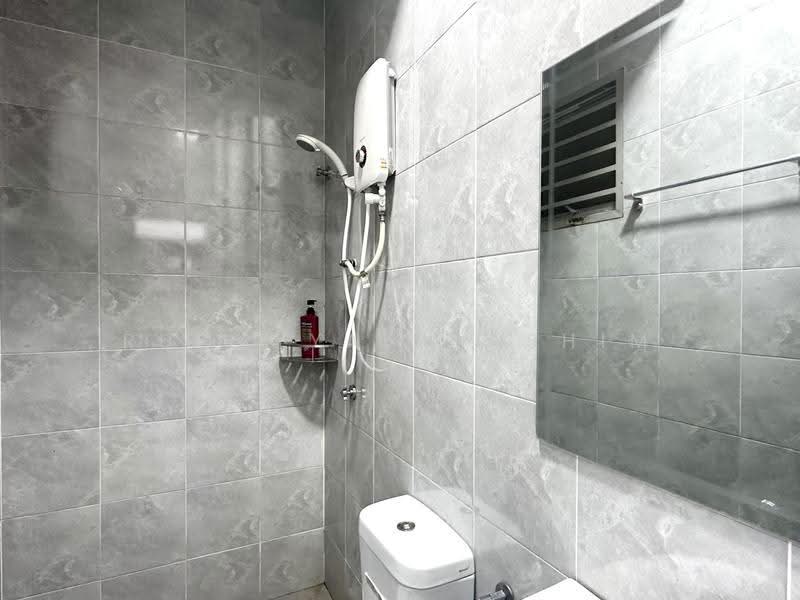 Apartment for Sale at Taman Impian Putra - Ruqayyah Hashim - Bathroom - PropertyGuru.com.my