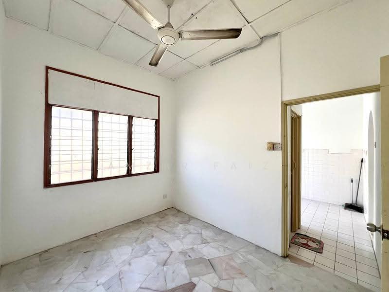 Rumah Teres 1-Tingkat untuk Dijual di Taman Alam Megah (Shah Alam) - Amzar Faiz - Interior - PropertyGuru.com.my