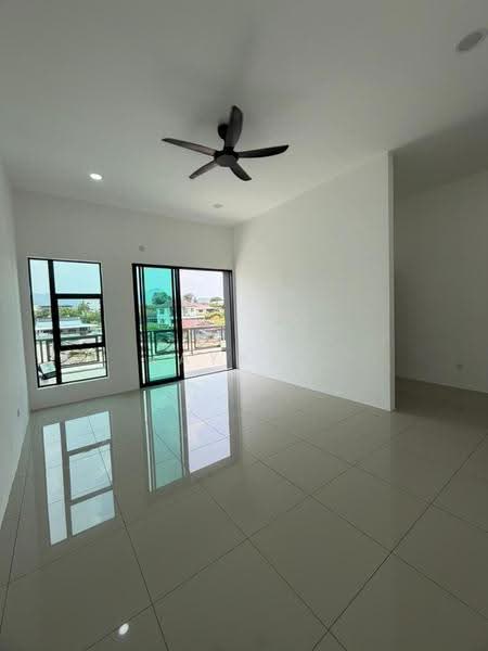 2-storey Terraced House for Sale in Kampung Ampang Baru (Ipoh) - Kayan . - Living Room - PropertyGuru.com.my