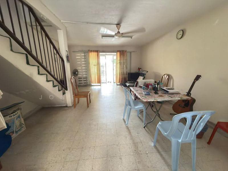 Rumah Teres 2-Tingkat untuk Dijual di Kajang (Selangor) - JONE HOONG TAW - Living Room - PropertyGuru.com.my