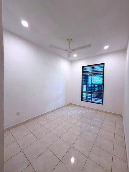1-storey Terraced House for Sale in Taman Mount Austin (Tebrau) - Karl Lim - Interior - PropertyGuru.com.my