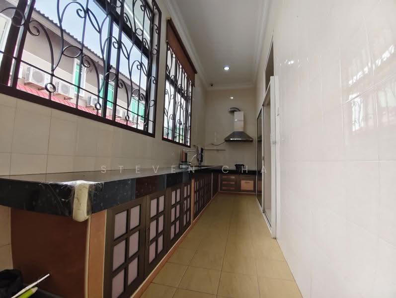 Bungalow House untuk Disewa di Taman Ara Permai (Batu Berendam) - Steven Chai - PropertyGuru.com.my