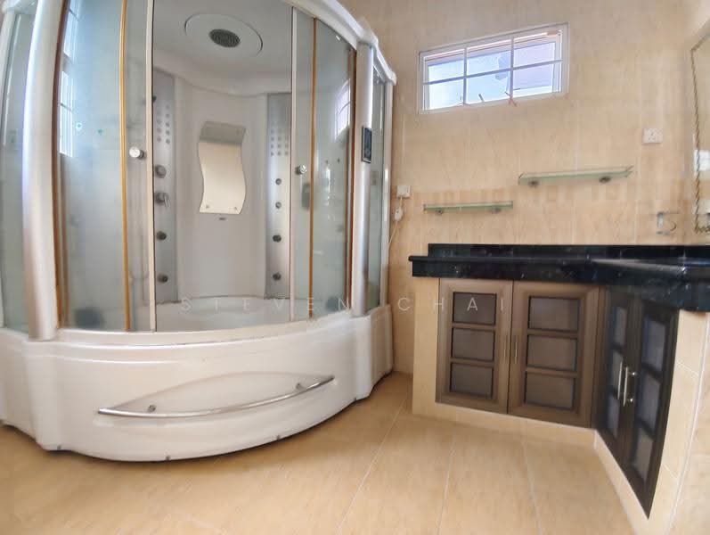 Bungalow House untuk Disewa di Taman Ara Permai (Batu Berendam) - Steven Chai - PropertyGuru.com.my