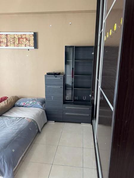 Kondominium untuk Disewa di Sea View Tower - Kent Chuah - Bedroom - PropertyGuru.com.my
