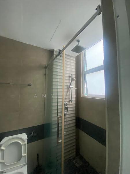 Service Residence for Sale at The Loft @ ZetaPark - AMY HANZ - Bathroom - PropertyGuru.com.my