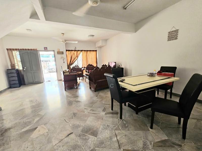 Rumah Teres 2-Tingkat untuk Dijual di BANDAR PUCHONG JAYA (Puchong) - Wendy Chin - Living Room - PropertyGuru.com.my
