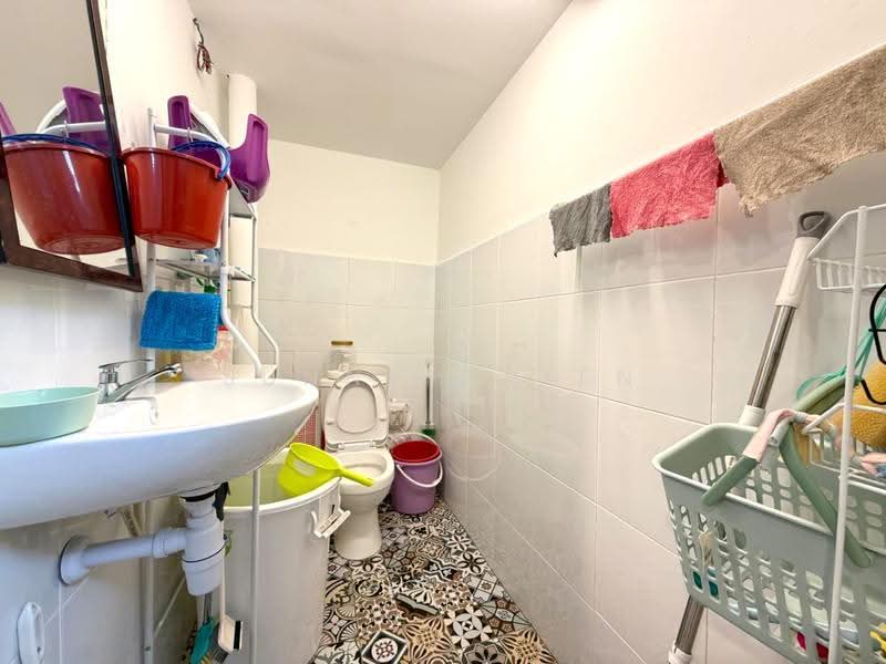 Rumah Teres untuk Dijual di Taman Sri Aman (Cheras) - Sunny Chien - Bathroom - PropertyGuru.com.my