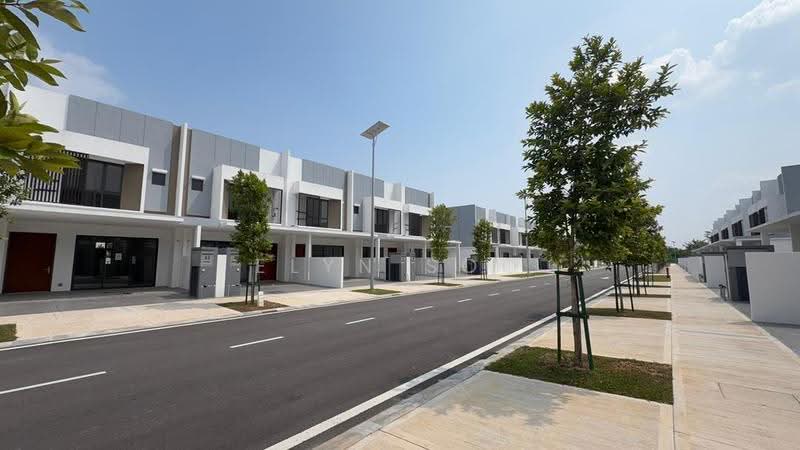 2-storey Terraced House for Rent in Twentyfive7 (Tanjong Duabelas) - Elyn Soo - Exterior - PropertyGuru.com.my