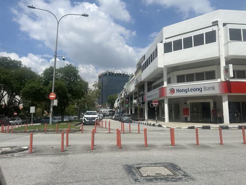 Shop / Office untuk Disewa di Taman Tun Dr Ismail (Kuala Lumpur) - Eleen Ooi - Gwenda +60122340330 - PropertyGuru.com.my