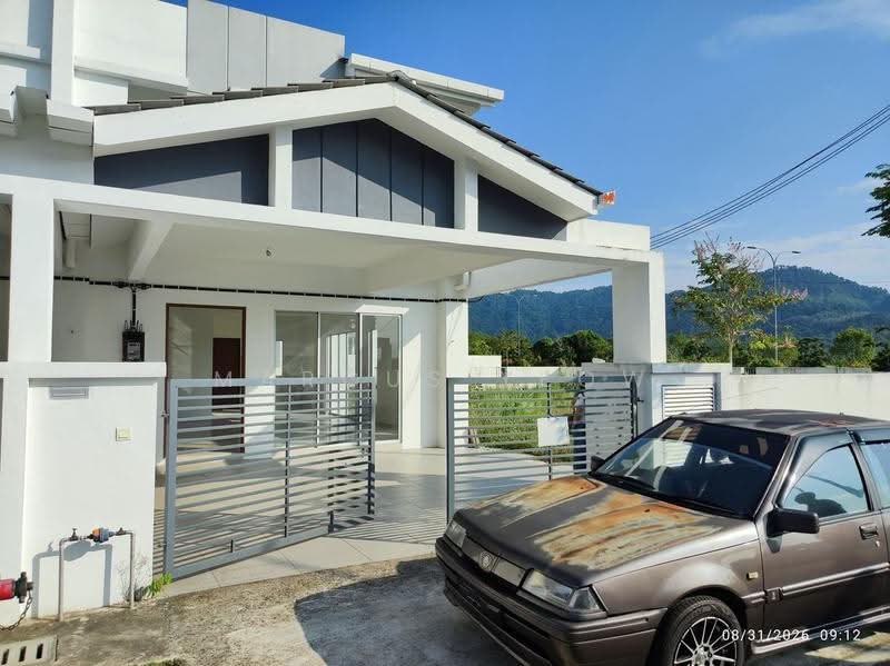 2-storey Terraced House for Sale in Seremban (Negeri Sembilan) - Marcus Yeow - Exterior - PropertyGuru.com.my