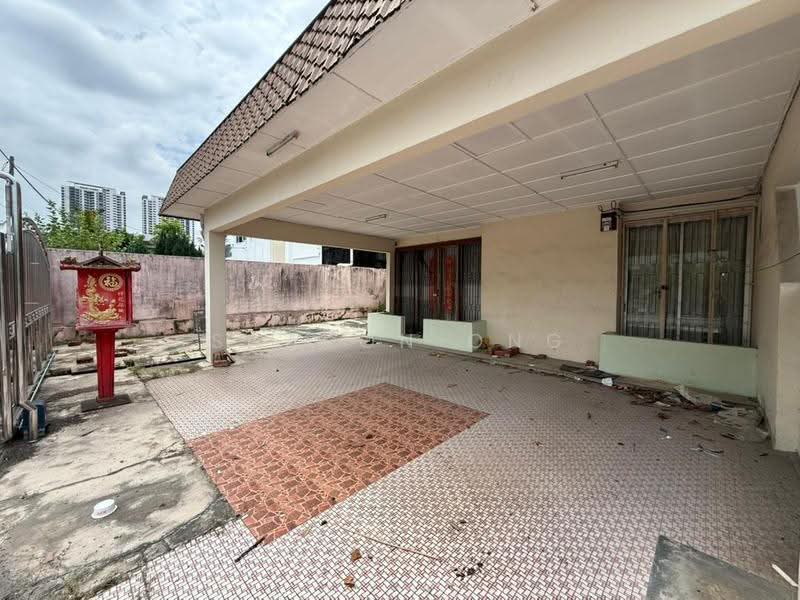Rumah Berkembar untuk Dijual di Johor Bahru (Johor) - Sharon Ong - Exterior - PropertyGuru.com.my