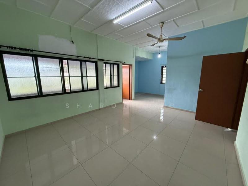 Rumah Berkembar untuk Dijual di Johor Bahru (Johor) - Sharon Ong - Living Room - PropertyGuru.com.my