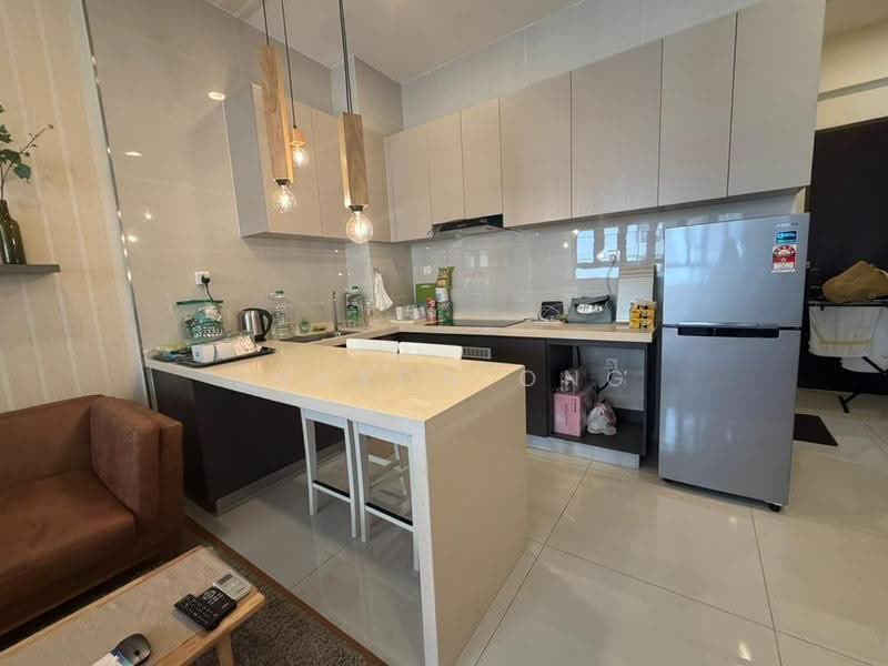 Rumah Berkembar untuk Dijual di Johor Bahru (Johor) - Sharon Ong - Kitchen - PropertyGuru.com.my