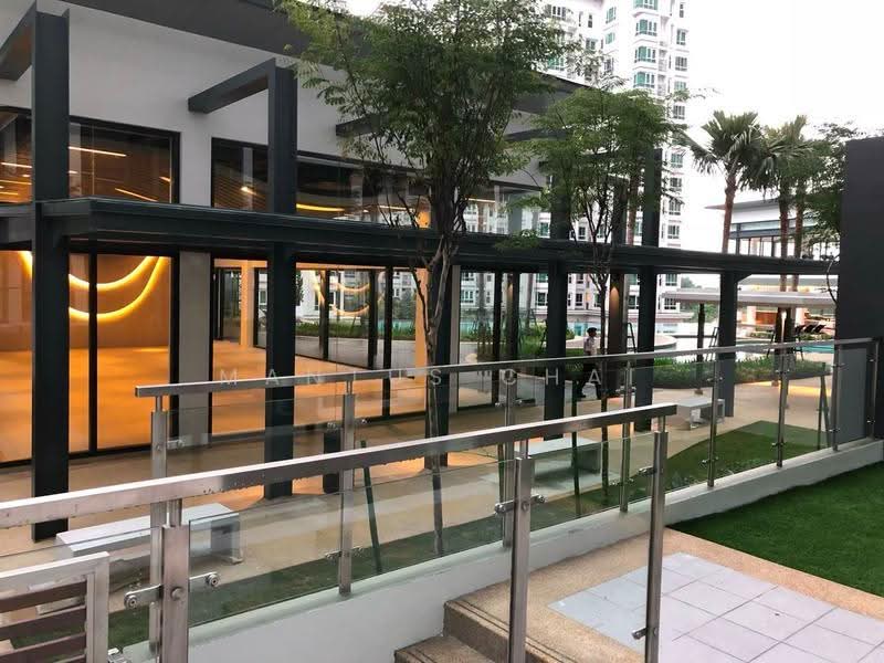 Service Residence for Rent at V Residence 2 @ Sunway Velocity - Mantus Chai - Exterior - PropertyGuru.com.my