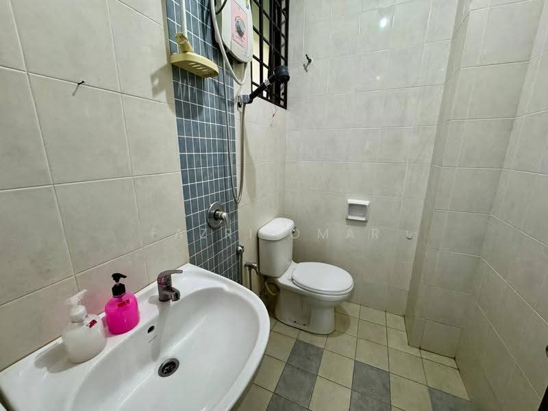 Rumah Teres 2-Tingkat untuk Dijual di Putrajaya (Putrajaya) - Fazri Omar - Bathroom - PropertyGuru.com.my