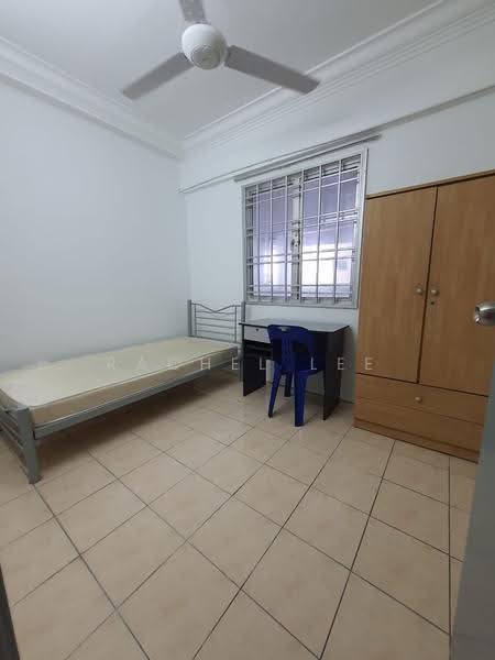 Kondominium untuk Dijual di Angkasa Condominiums - Rachel Lee - Bedroom - PropertyGuru.com.my