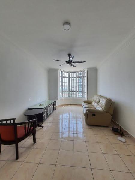 Kondominium untuk Dijual di Angkasa Condominiums - Rachel Lee - Living Room - PropertyGuru.com.my