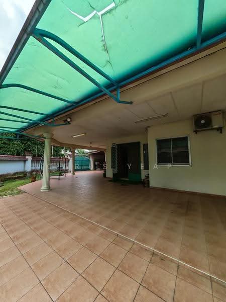 1-storey Terraced House for Sale in Taman Puteri Wangsa (Ulu Tiram) - Cyrus Yeap - Exterior - PropertyGuru.com.my