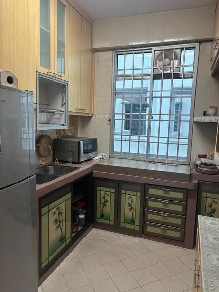Apartment for Rent at Bayu Puteri 1 - Cassie Chin - Kitchen - PropertyGuru.com.my