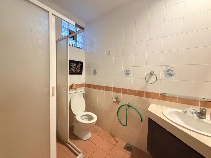 2-storey Terraced House for Sale in Bandar Tun Hussein Onn (Cheras) - Michelle Siow - Bathroom - PropertyGuru.com.my