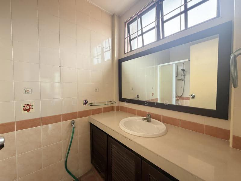 2-storey Terraced House for Sale in Bandar Tun Hussein Onn (Cheras) - Michelle Siow - Bathroom - PropertyGuru.com.my
