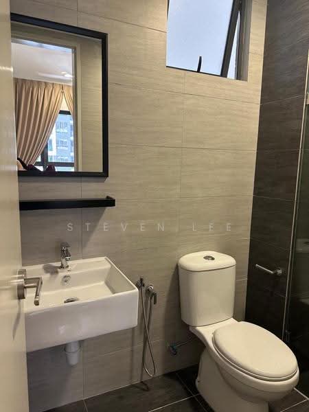 Kediaman Servis untuk Disewa di Suria Garden - Steven Lee - Bathroom - PropertyGuru.com.my