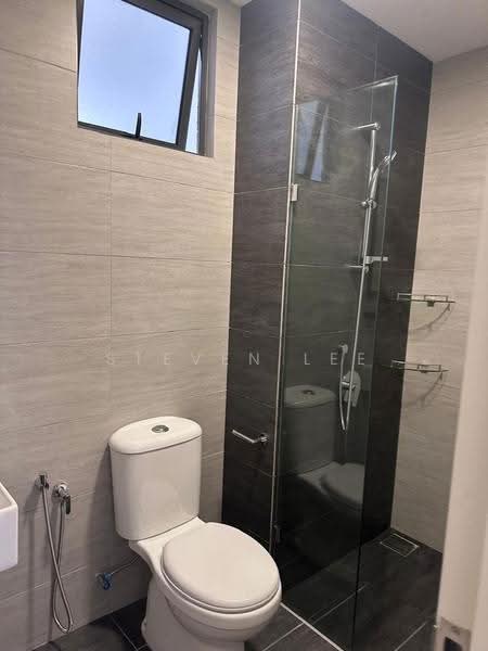 Kediaman Servis untuk Disewa di Suria Garden - Steven Lee - Bathroom - PropertyGuru.com.my