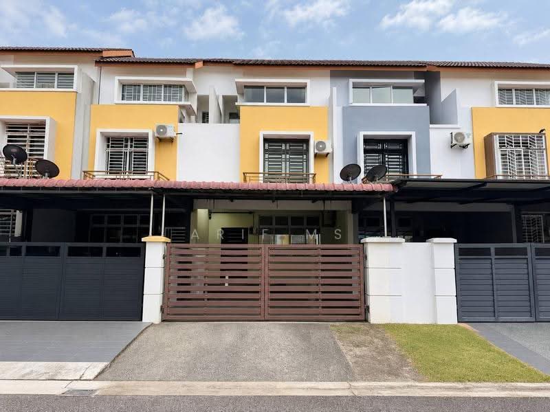 2.5-storey Terraced House for Sale in Taman Scientex Pasir Gudang (Pasir Gudang) - Arif MS - Exterior - PropertyGuru.com.my