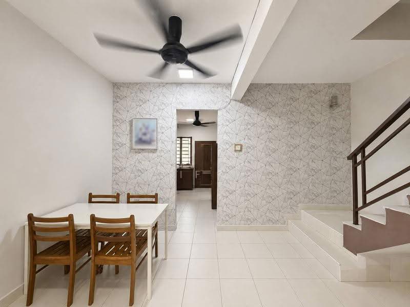 2.5-storey Terraced House for Sale in Taman Scientex Pasir Gudang (Pasir Gudang) - Arif MS - Dining Room - PropertyGuru.com.my