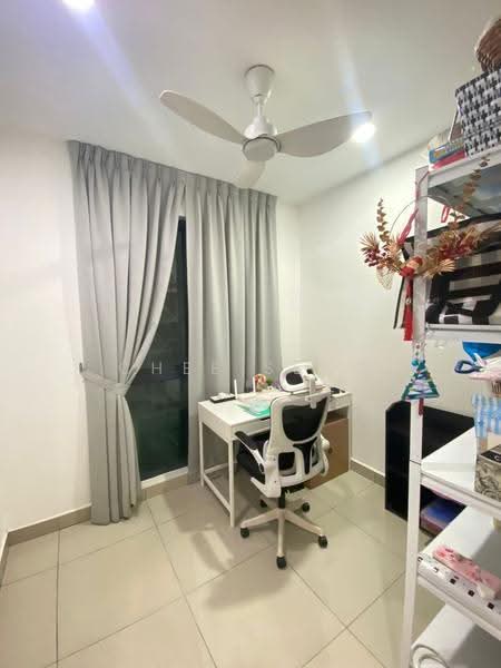 Condominium for Rent at Ascenda Residence @ Skyarena - Chee Seng - Study - PropertyGuru.com.my