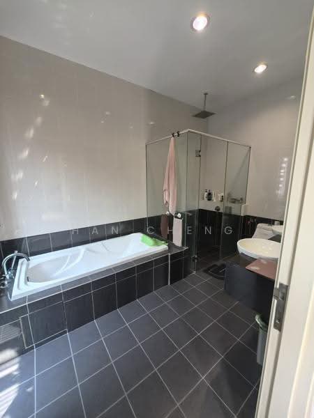 Rumah Berkembar untuk Disewa di Batu 9 (Cheras) - Han Cheng - PropertyGuru.com.my