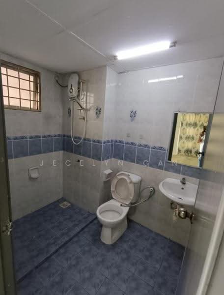 Condominium for Sale at Pertiwi Indah - Jecelyn Gan - Bathroom - PropertyGuru.com.my