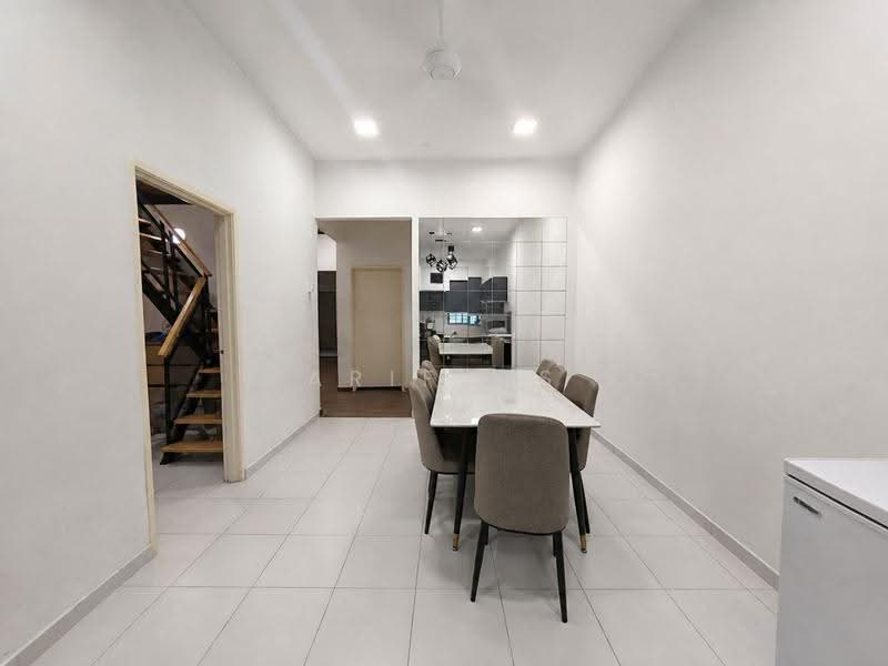 1-storey Terraced House for Sale in Taman Lagenda Putra (Kulai) - Arif MS - Dining Room - PropertyGuru.com.my