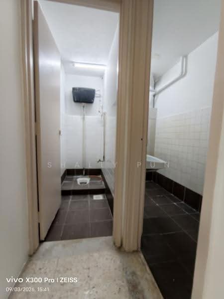 Rumah Teres 1-Tingkat untuk Disewa di Sri Petaling (Kuala Lumpur) - Shally Pun - Bathroom - PropertyGuru.com.my