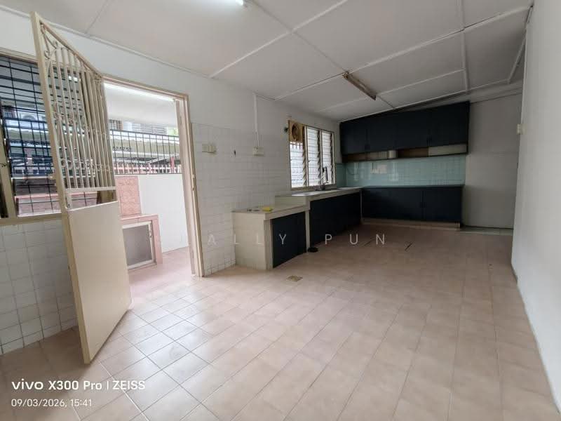 Rumah Teres 1-Tingkat untuk Disewa di Sri Petaling (Kuala Lumpur) - Shally Pun - Kitchen - PropertyGuru.com.my