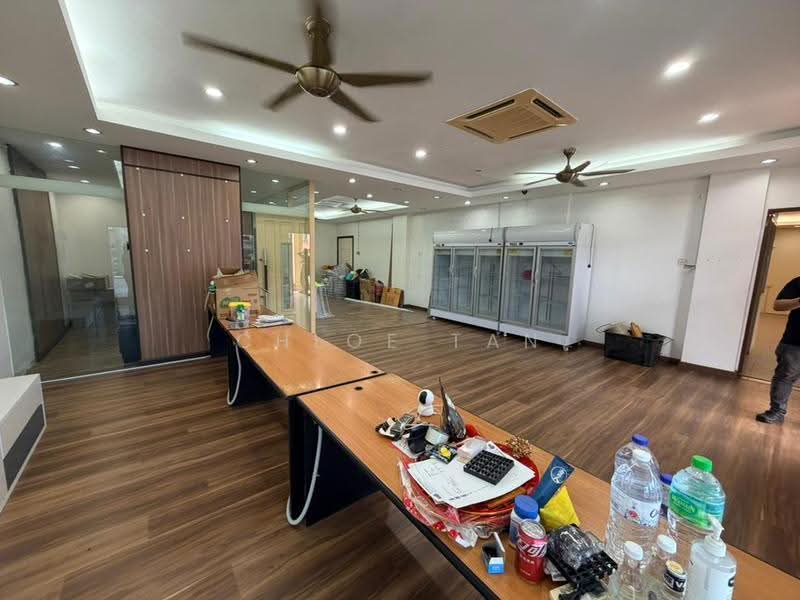 Retail Space for Sale in Bandar Bukit Tinggi (Klang) - Chloe Tan - Interior - PropertyGuru.com.my