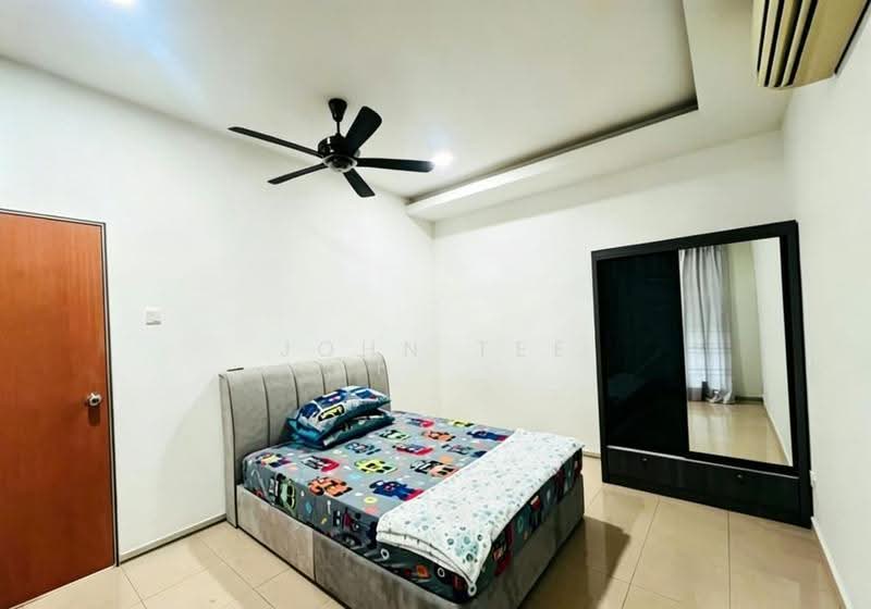 3-storey Terraced House for Rent in Bandar Bukit Tinggi 2 (Klang) - John Tee - Bedroom - PropertyGuru.com.my