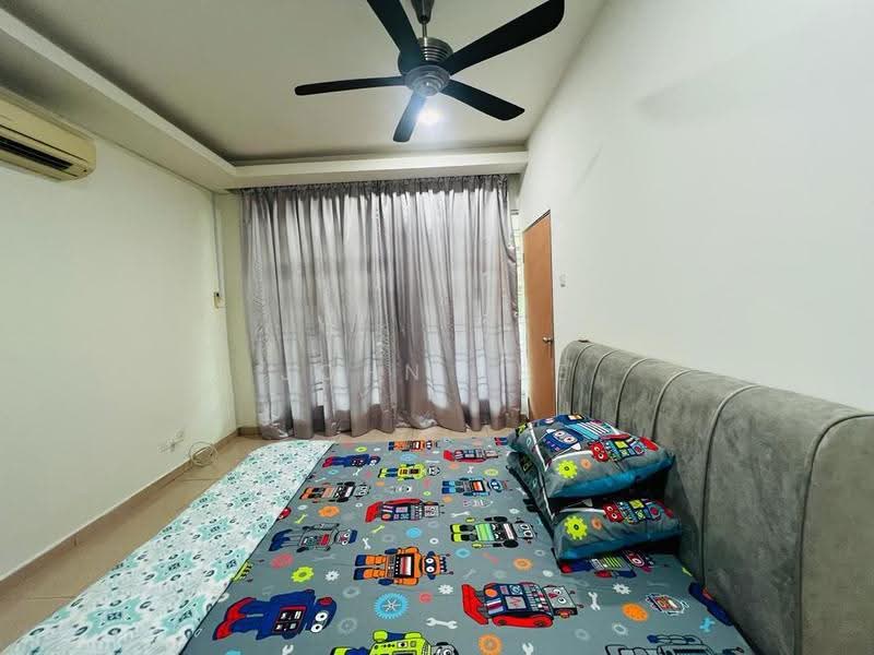 3-storey Terraced House for Rent in Bandar Bukit Tinggi 2 (Klang) - John Tee - Bedroom - PropertyGuru.com.my