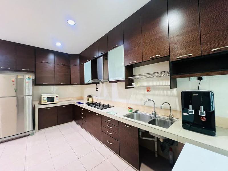 3-storey Terraced House for Rent in Bandar Bukit Tinggi 2 (Klang) - John Tee - Kitchen - PropertyGuru.com.my