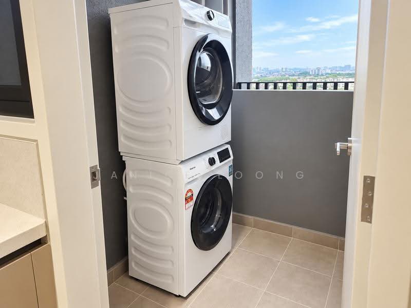 Service Residence for Rent at Teja @ Subang Jaya City Centre (SJCC) - Janice Loong - Balcony - PropertyGuru.com.my
