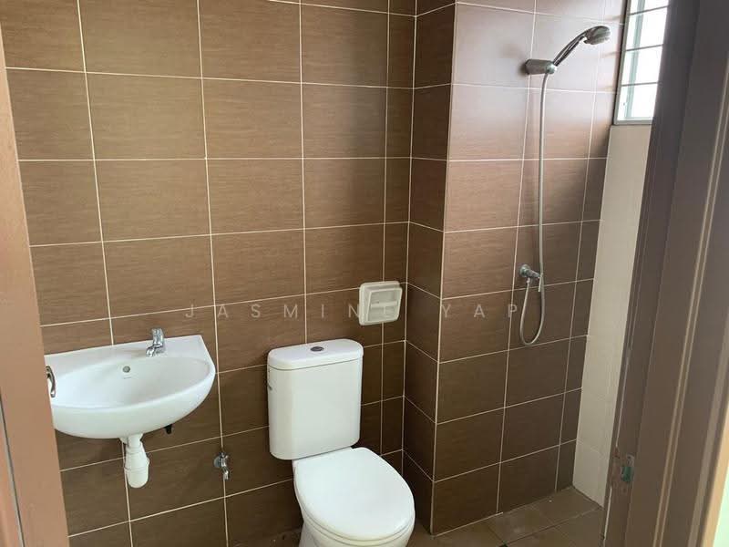 Terraced House for Rent in Bandar Puteri Klang (Klang) - Jasmine Yap - Bathroom - PropertyGuru.com.my