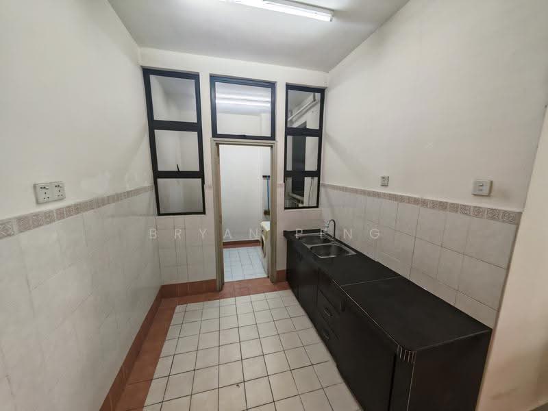 Kondominium untuk Disewa di Pelangi Utama - Bryan Peng - Kitchen - PropertyGuru.com.my